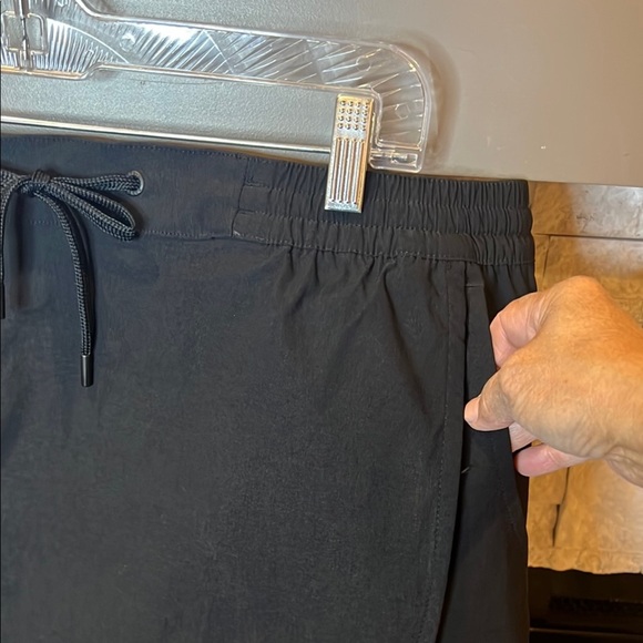 Eddie Bauer Black Skort with drawstring waist size Large - Picture 3 of 12